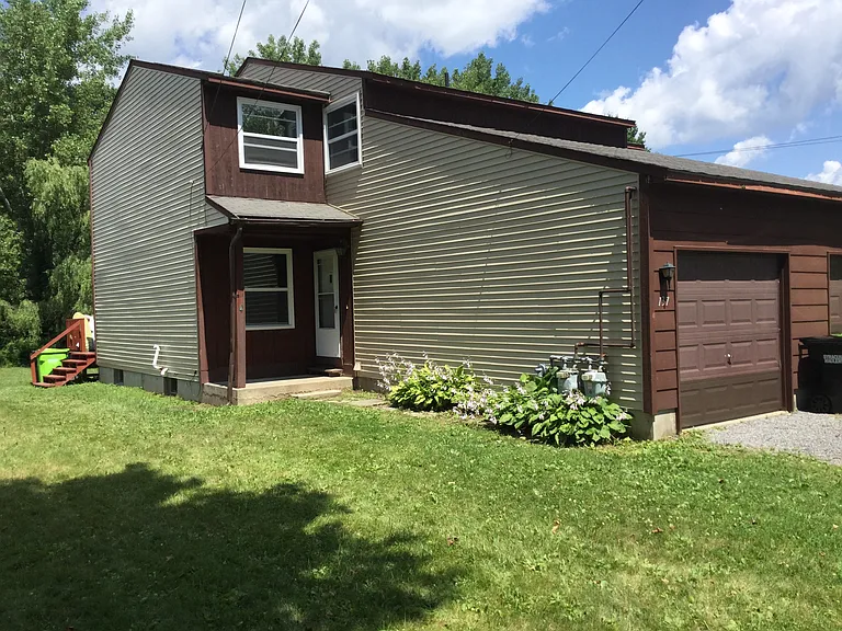 147 Tuller Rd — Photo 1