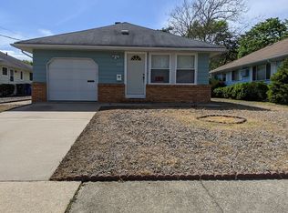 2128 Mount Hood Ln, Toms River, NJ 08753