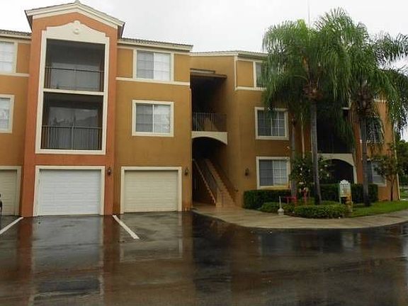 3rd image of 1115 Reserve Ct APT 102