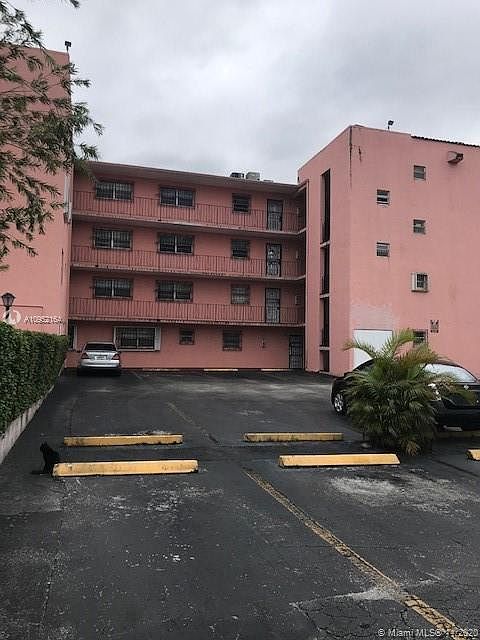 1st image of 6825 W Flagler St APT 202