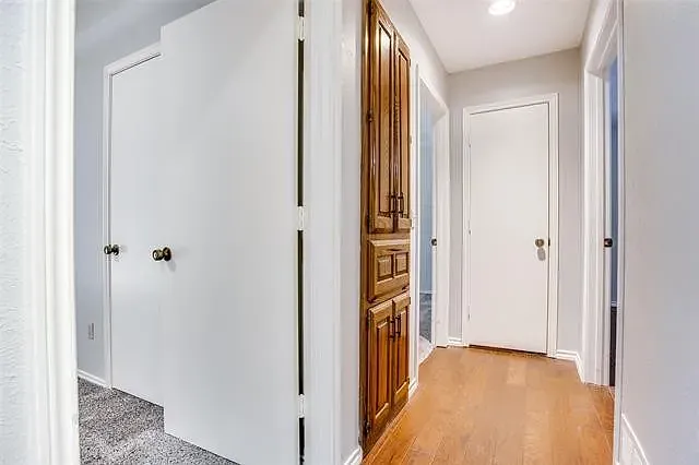 2203 Glen Forest Ln — Photo 25