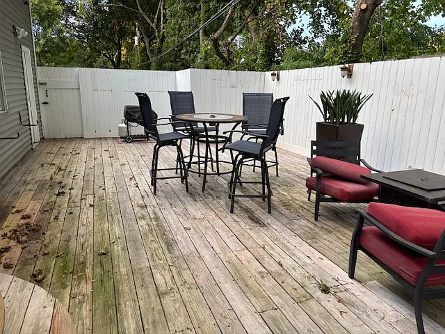 690 Hillside Ave — Photo 36