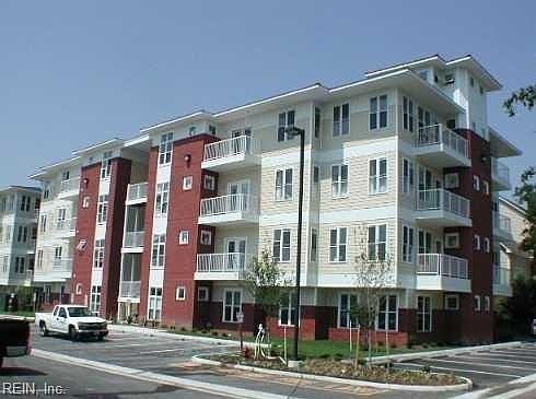2nd image of 2211 Pretty Lake Ave Unit 304