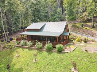 209 Laurelwood Cir, Murphy, NC 28906