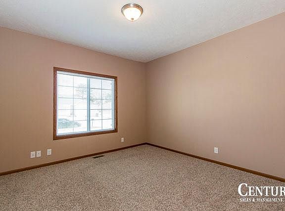 5th image of 6951 S 88th St