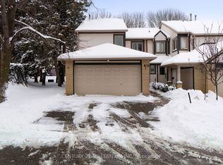 2275 Credit Valley Rd #82, Mississauga, ON L5M 4N5