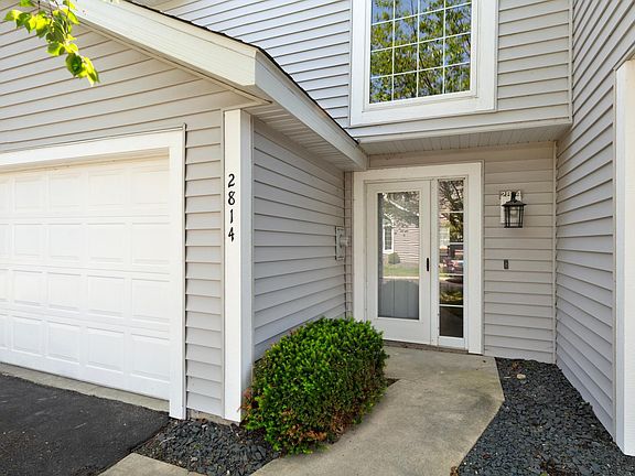 2nd image of 2814 Riverwood Ln NW