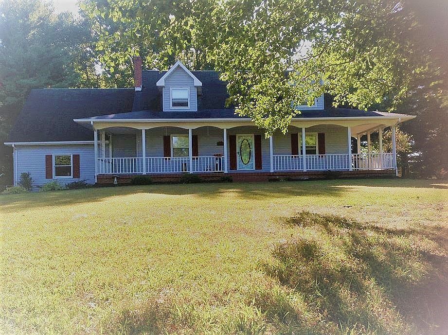 1st image of 601 Robertson Ln