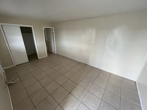 5th image of 1502 N Federal Hwy #5