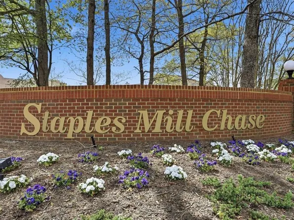 5041 Gatehouse Way, Virginia Beach, VA 23455