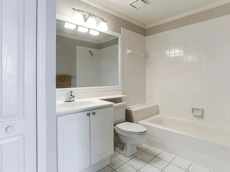 13093 Castle Harbour Dr #L10 — Photo 10
