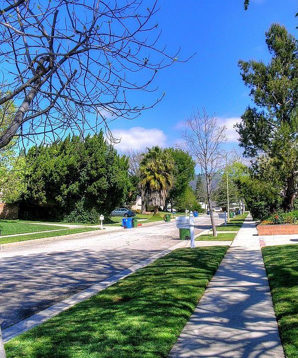 2nd image of 10946 Garden Grove Ave