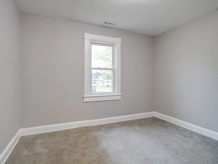 5 Homeland Ave — Photo 9