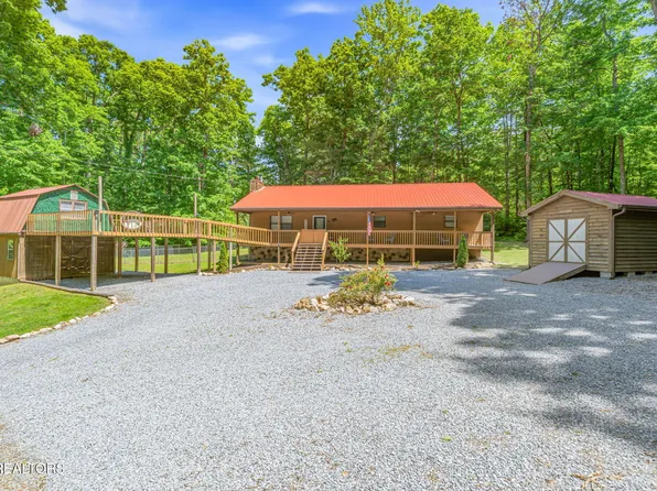 3394 Laurel Wood Rd, Cosby, TN 37722