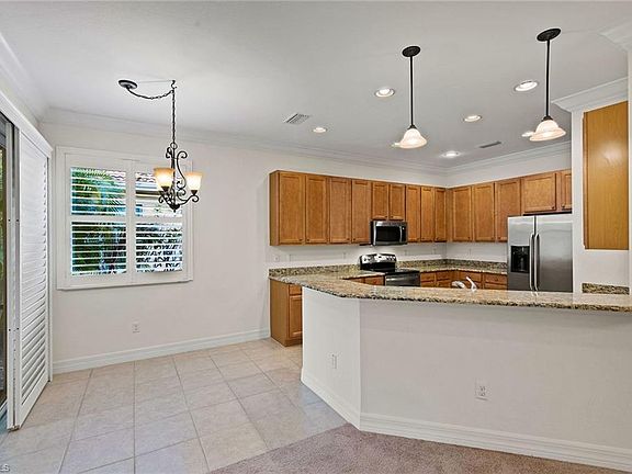 3rd image of 6522 Marbella Dr