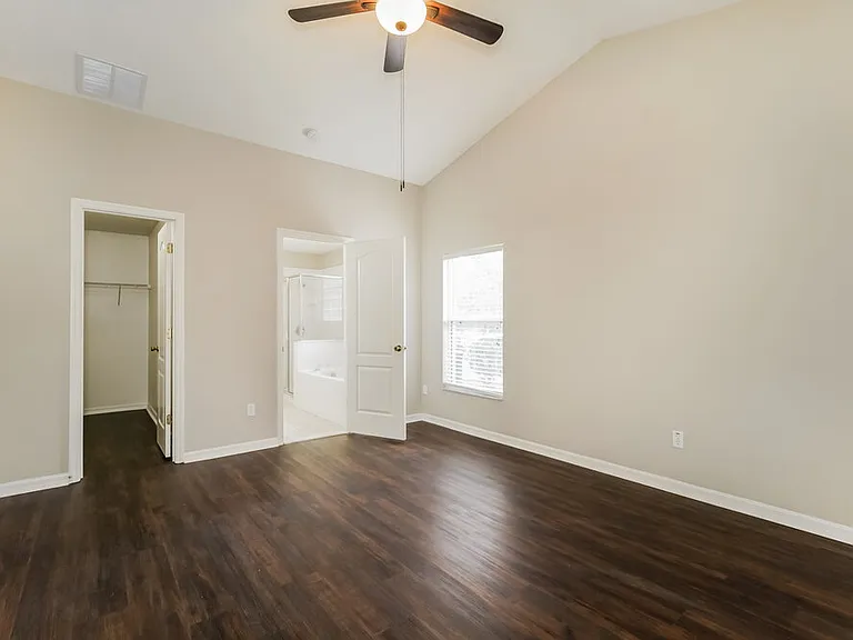 605 Cherry Laurel St — Photo 10