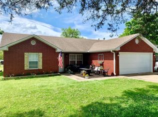 301 NW 2nd St, Spiro, OK 74959