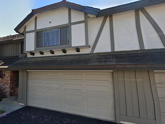2nd image of 304 Campbell Ln