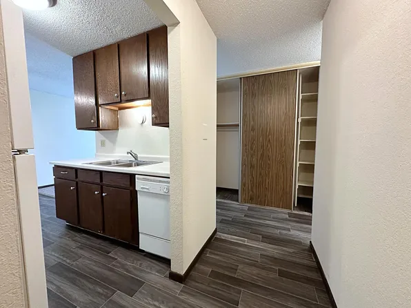 Wheelock Ridge Villa, 380 Wheelock Pkwy E #232, Saint Paul, MN 55130