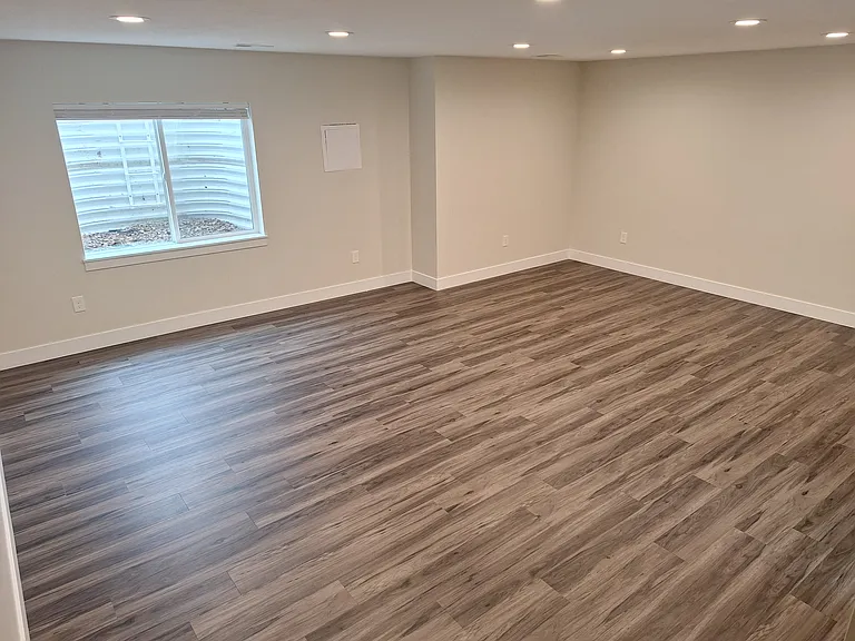 808 E Newfield Dr — Photo 13