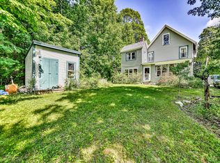 69 Middle St, Hallowell, ME 04347