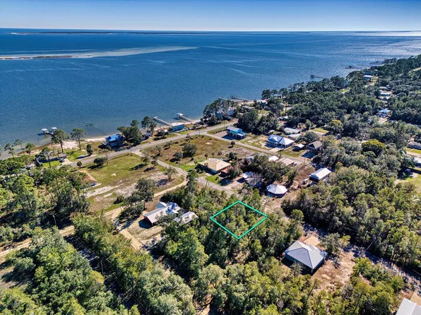 131 Indiana St, Lanark Village, FL 32323