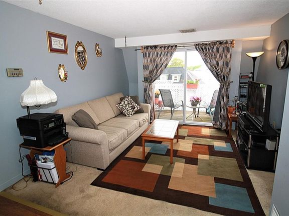 5th image of 336 Adams St APT 21