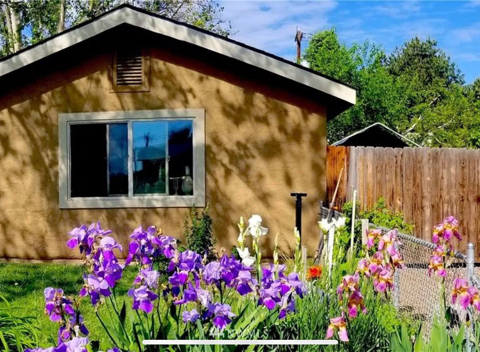 1108 W Entiat Ave — Photo 3