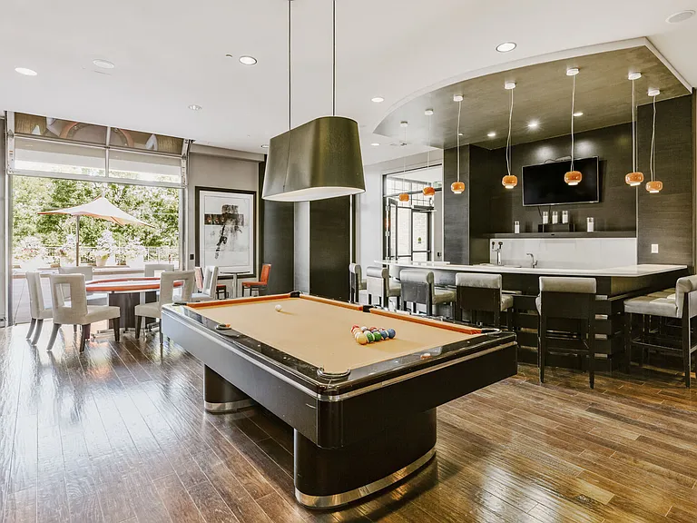 Kent Place Residence — Photo 9