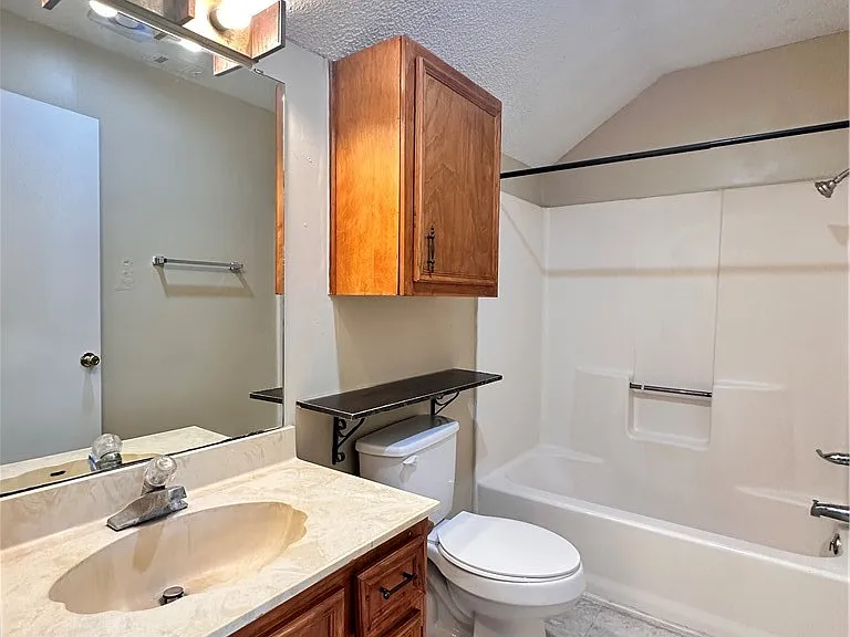 1413 Marlton St — Photo 26