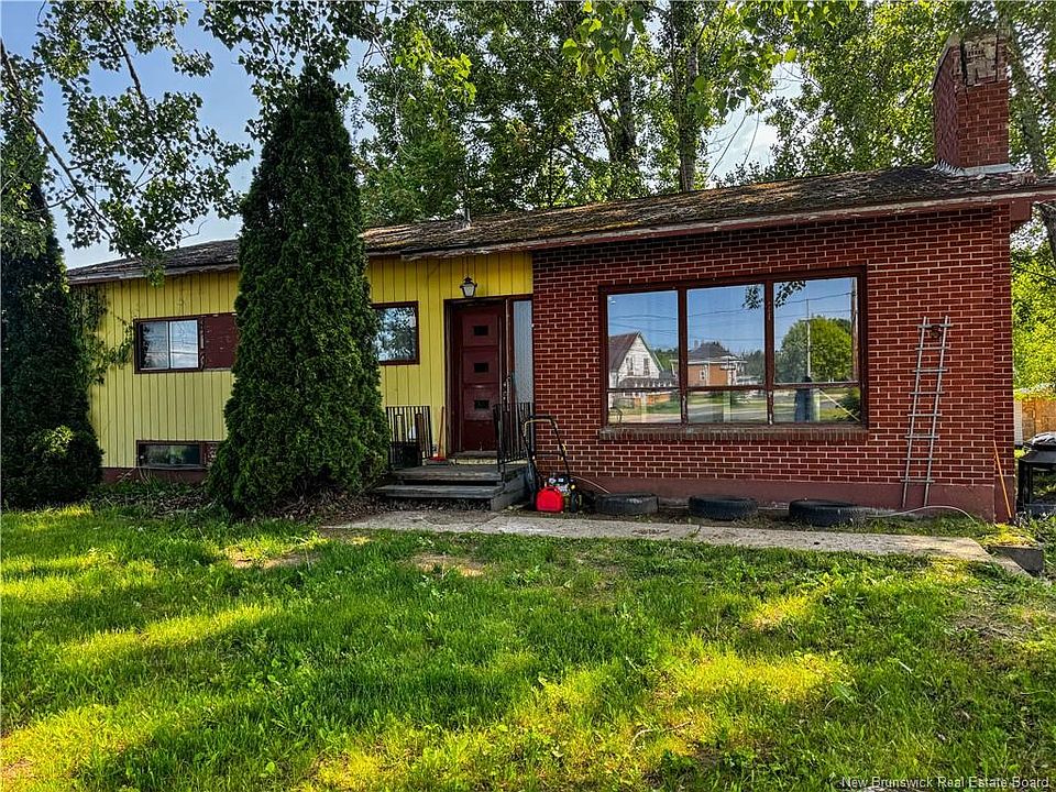1st image of 5 Greenbelt Ln