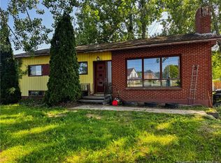 5 Greenbelt Ln, Bathurst, NB E2A6E7