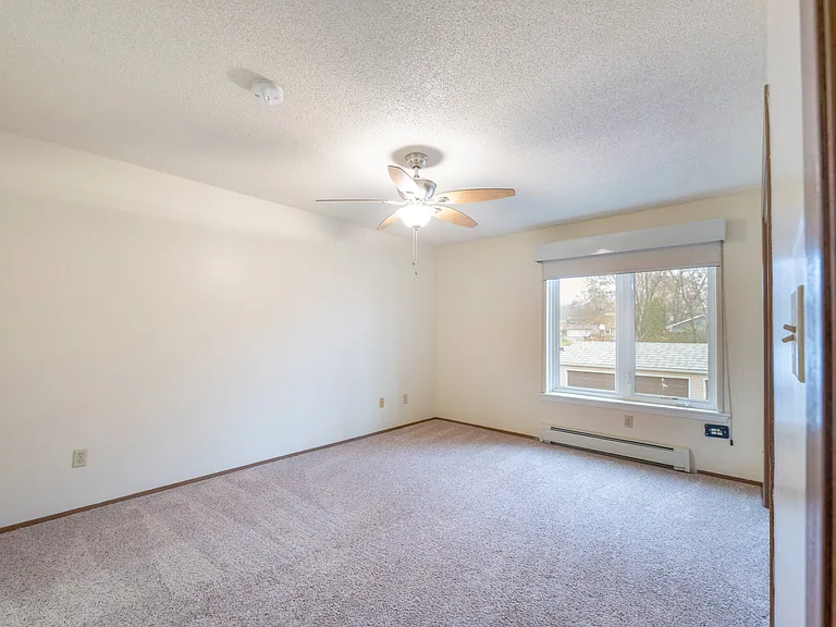 Spruce Pointe — Photo 15