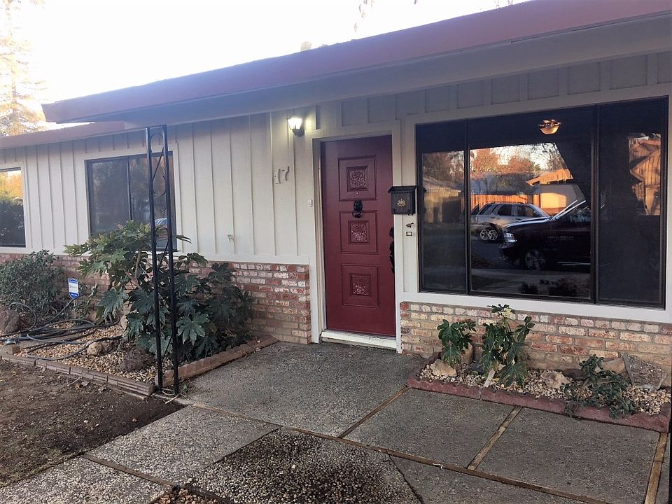 2nd image of 17 Antelope St