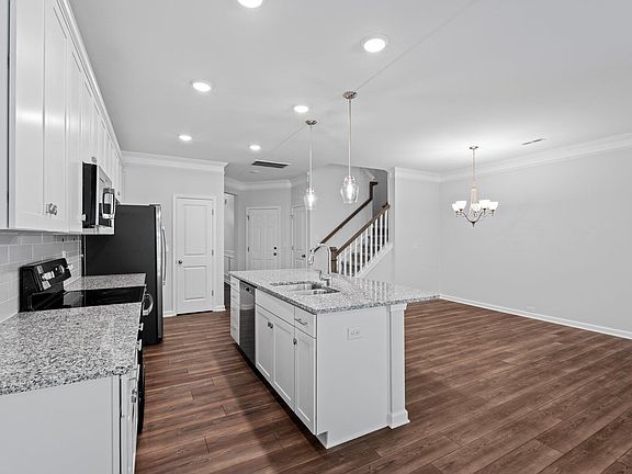 2nd image of 202 Brochaill Ct