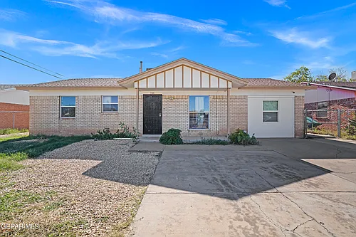 5516 Fairbanks Dr Photo 1