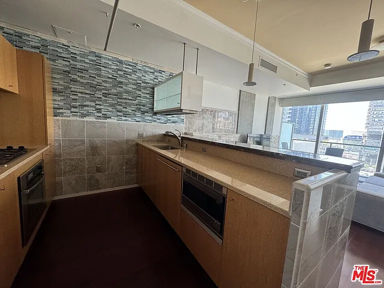 1155 S Grand Ave #910 — Photo 12