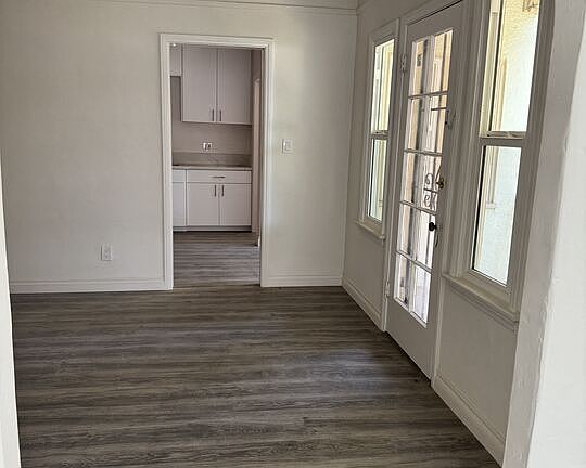 3rd image of 4265 Garthwaite Ave
