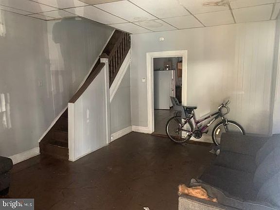 4th image of 525 S 16th St