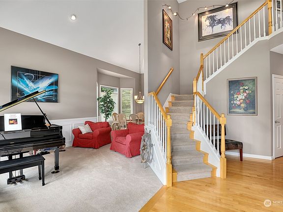 4th image of 1319 V Street NW