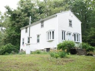 7 1st St, North Reading, MA 01864