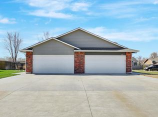 429 Harvest Rd #431, Hesston, KS 67062