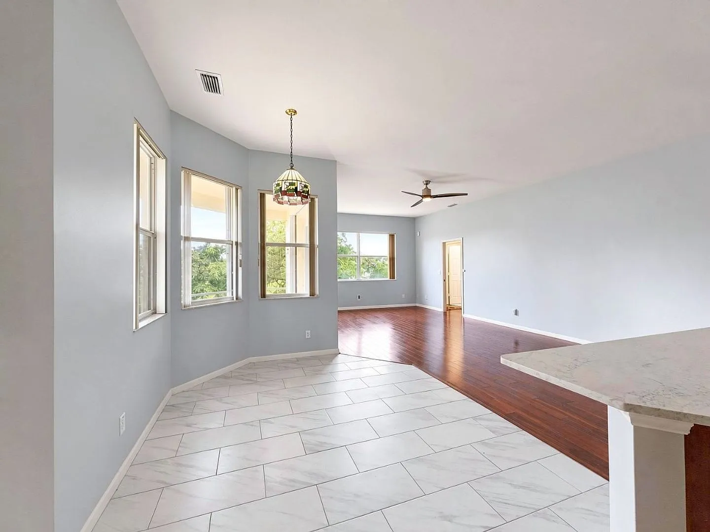 Private Estate Living on 2.6 Acres in Golden Gate Estates — Photo 3
