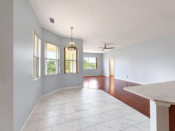 3rd image of 4775 8th St NE