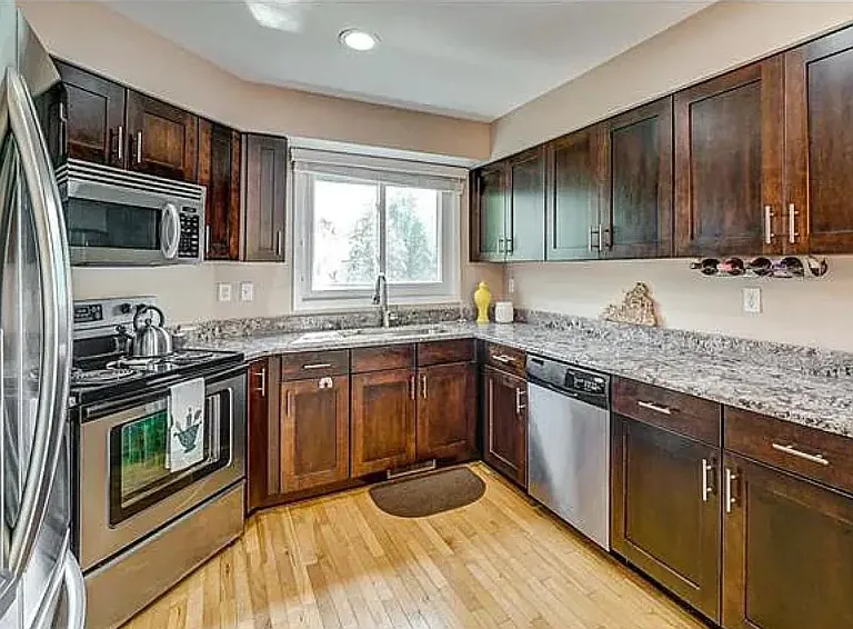 1706 Sheldrake Ct — Photo 2