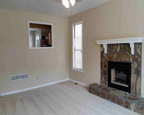 4th image of 6743 Creek Valley Way