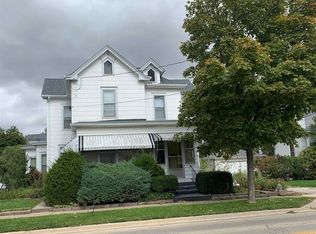 207 Walnut St, Washington, IL 61571