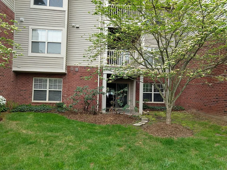1781 Jonathan Way — Photo 10