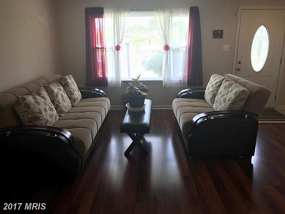2nd image of 1202 N Sterling Blvd