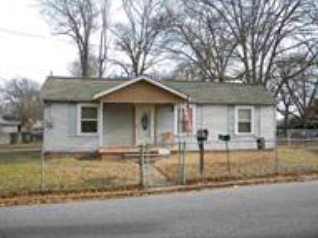 1st image of 108 W Carlisle St Lot 3
